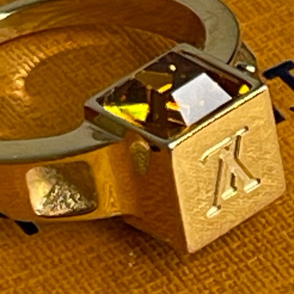 Louis Vuitton Berg Gamble Ring Size S W/ Box - Picture 6 of 8